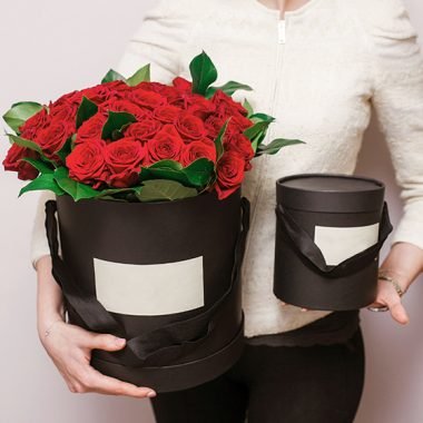 Gift Boxed Small Roses